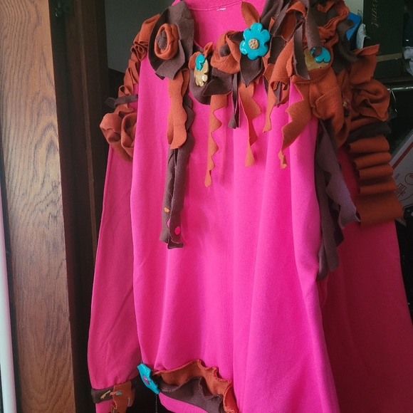 Pink Posh Upcycled Sweatshirt Handmade New - Picture 3 of 5